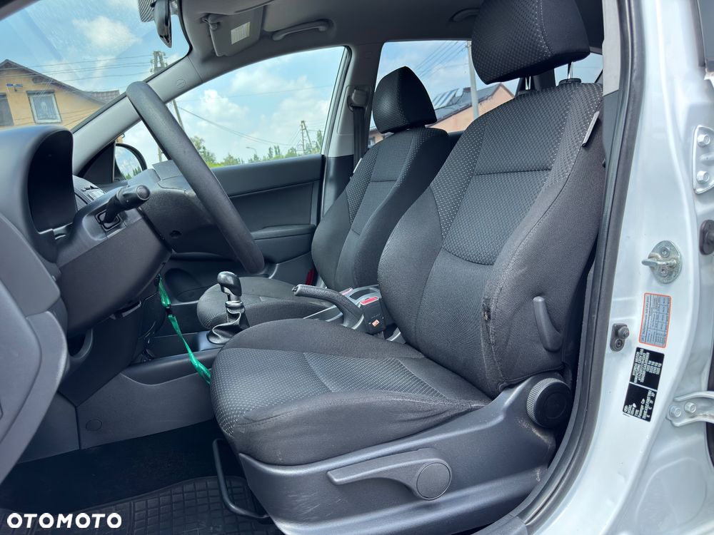 Hyundai i30 i30cw 1.6 CRDi blue Classic - 14