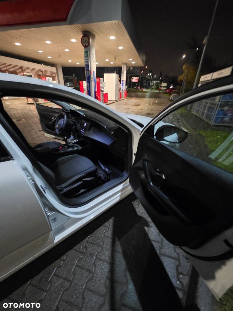 Peugeot 308 1.5 BlueHDi Allure S&S - 17