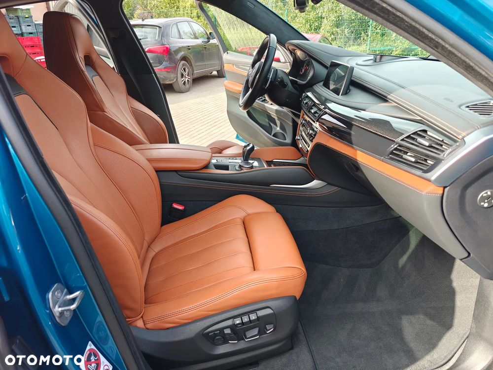 BMW X6M - 26