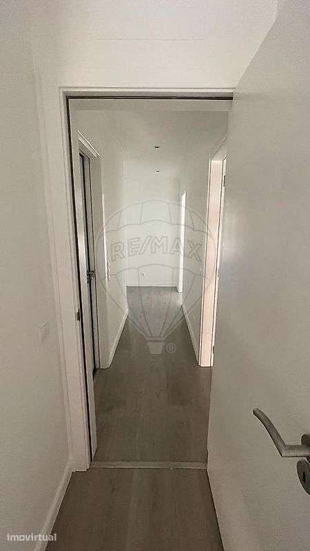 Apartamento T2 para arrendamento - Grande imagem: 4/21