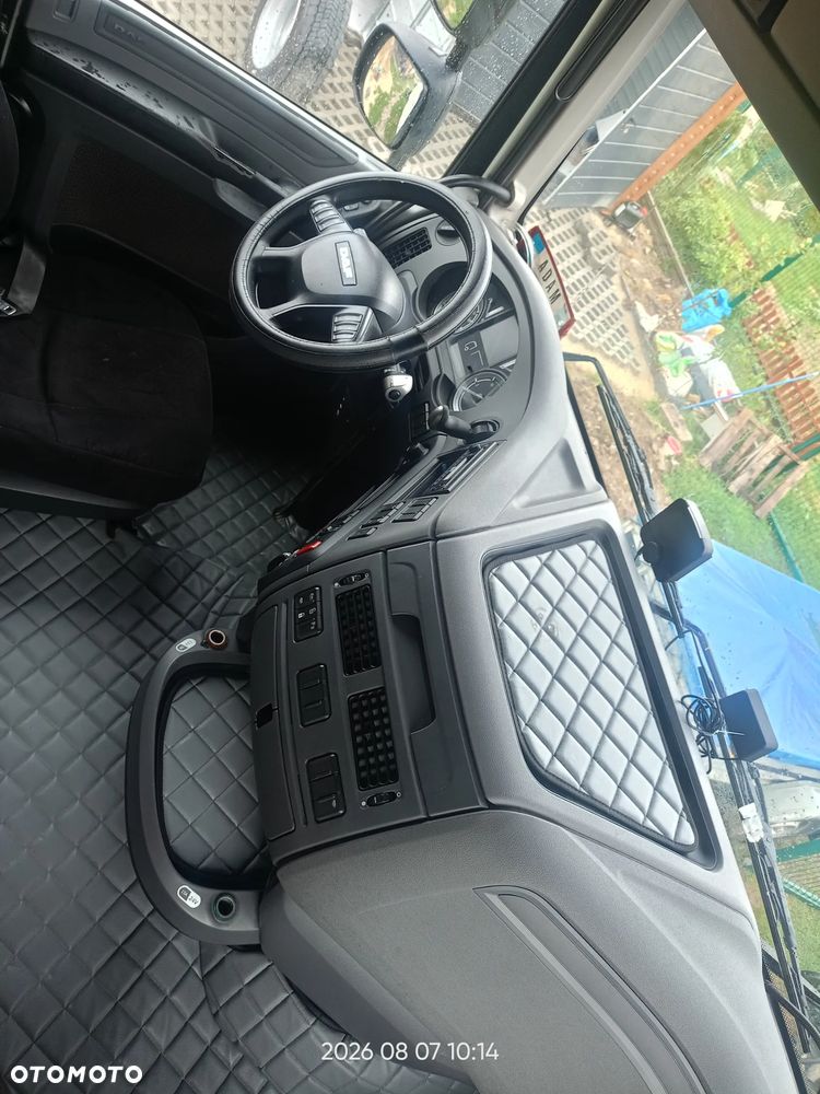 DAF XF 106 - 11