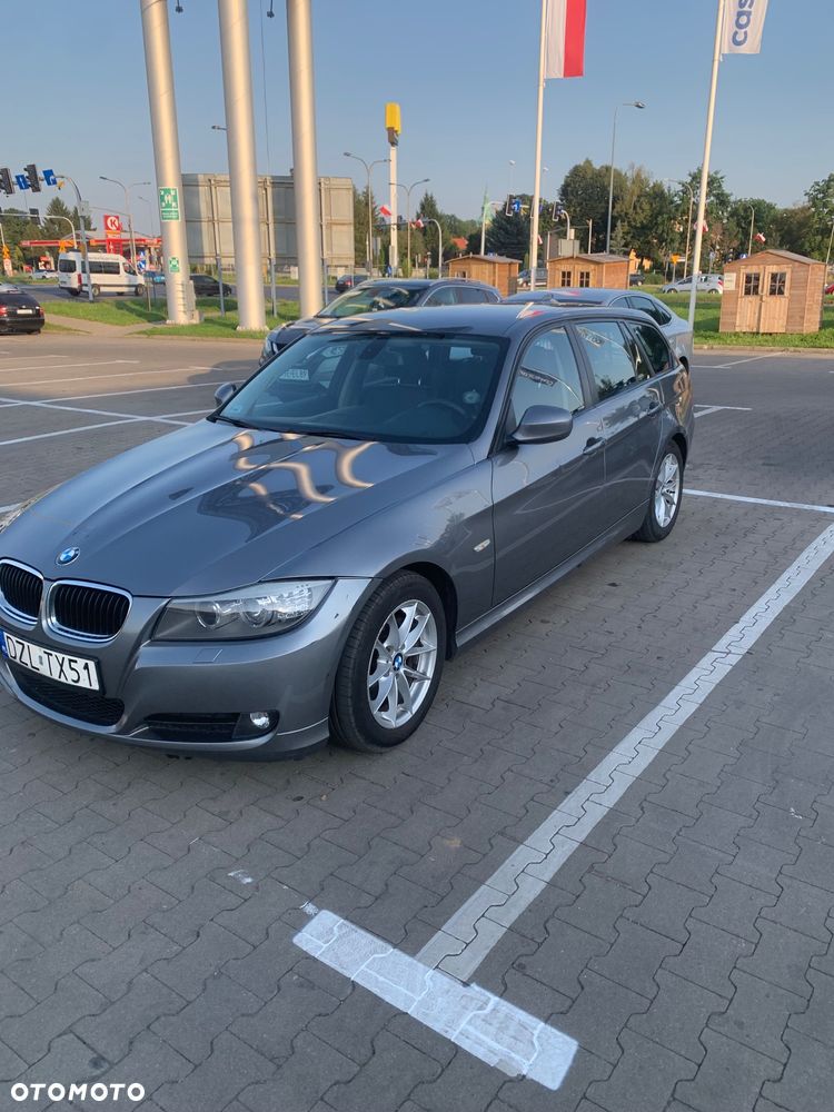 BMW Seria 3 320d Efficient Dynamics Edition Sport Line - 3
