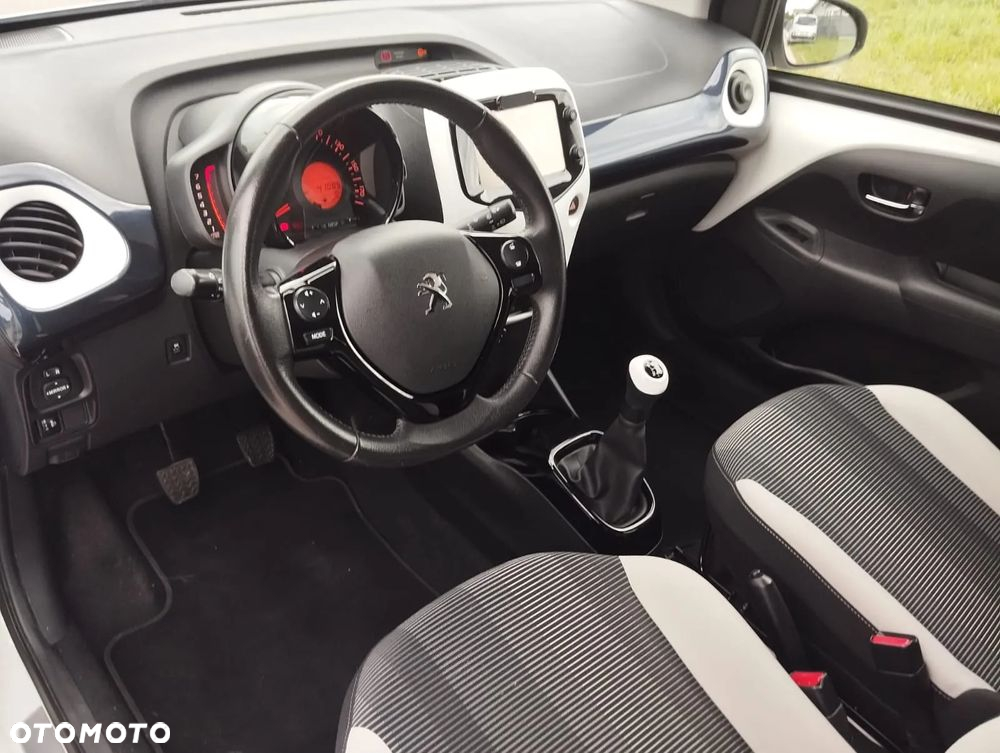Peugeot 108 PureTech 82 Top Style - 14