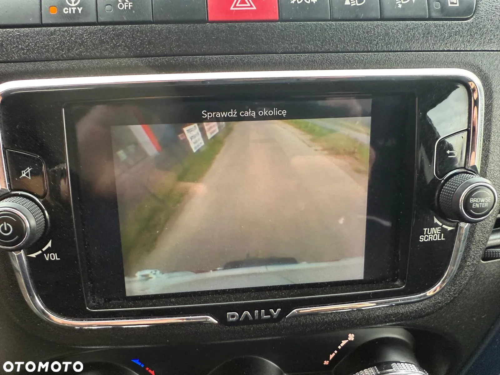 Iveco Daily 35S18, 3.0 180KM, L4H2, Brygadówka 7os., HiMatic, Niski przebieg - 29