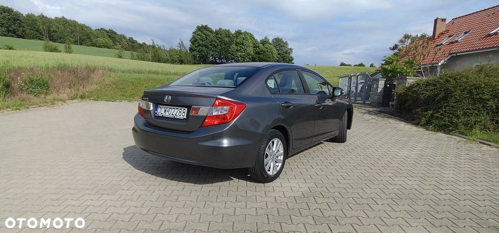 Honda Civic 1.8 i-VTEC Comfort - 5