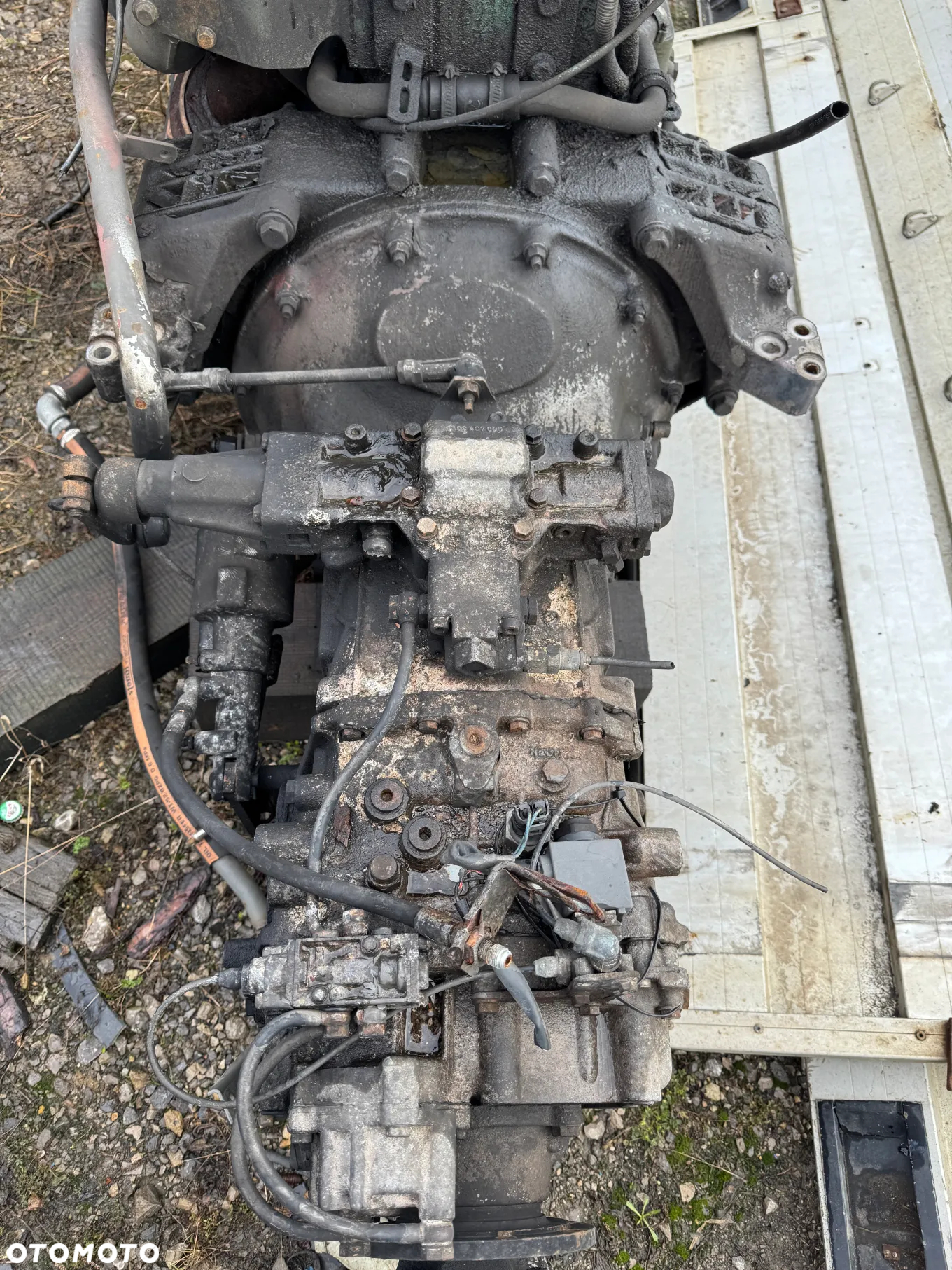 Silnik VOLVO FL6 D6A210 - 7