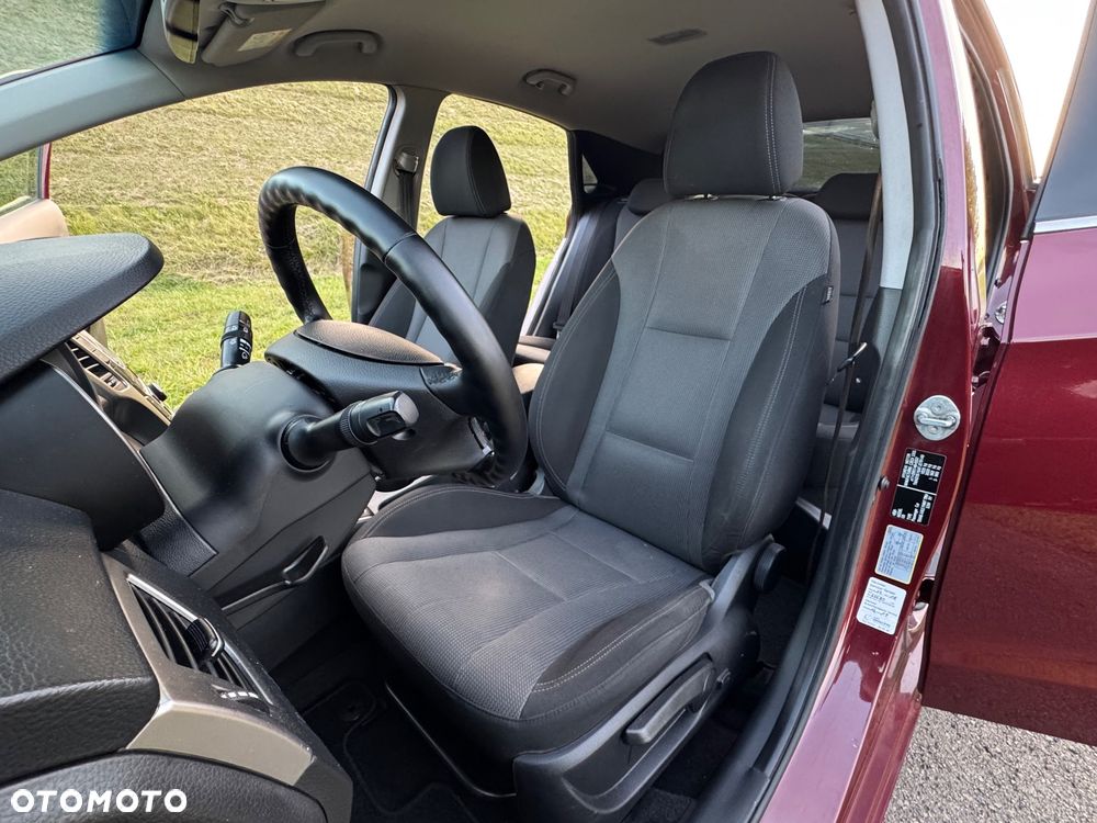 Hyundai i30 blue 1.4 YES Gold - 29