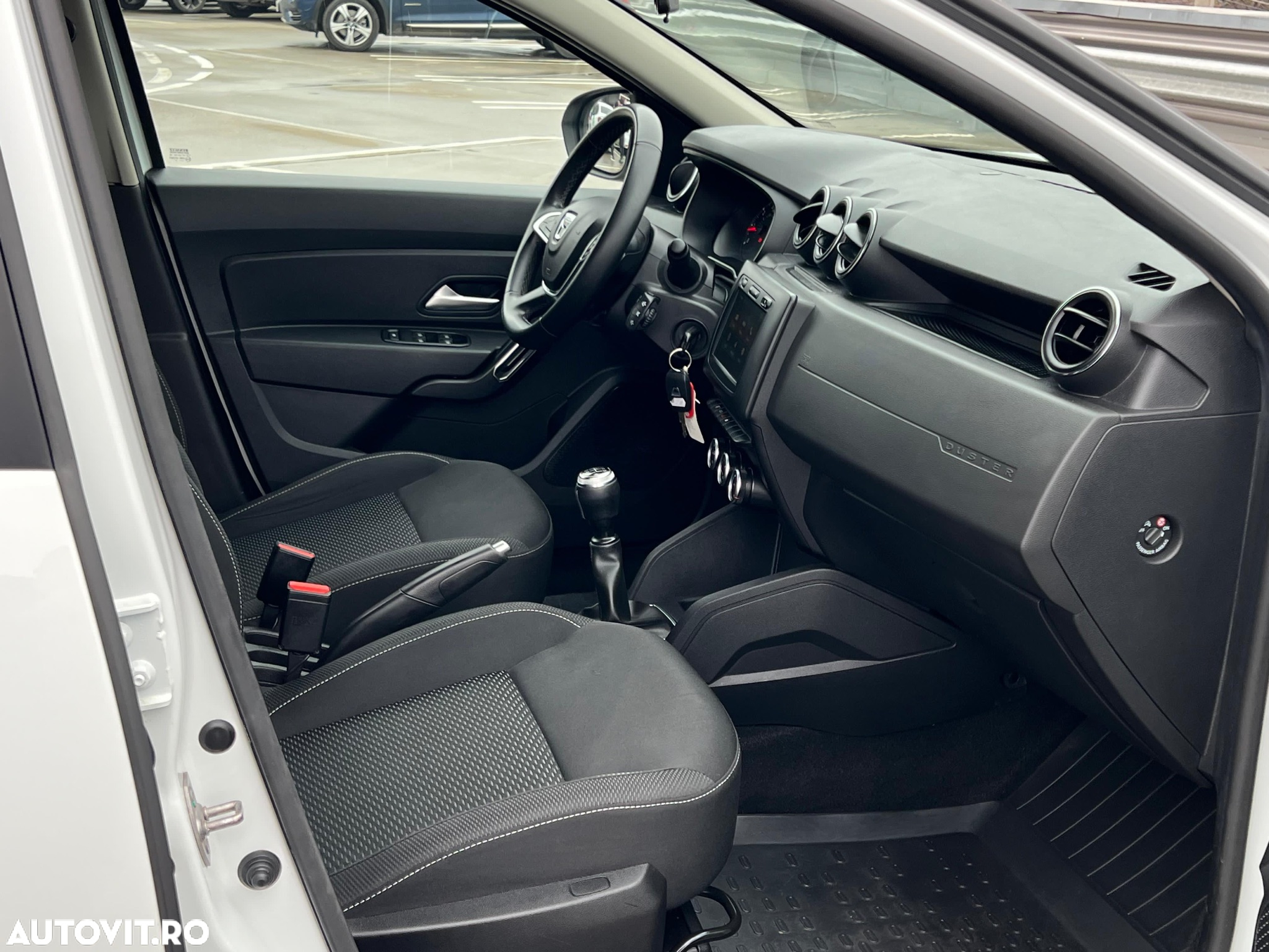 Dacia Duster 1.6 4x2 Laureate - 5
