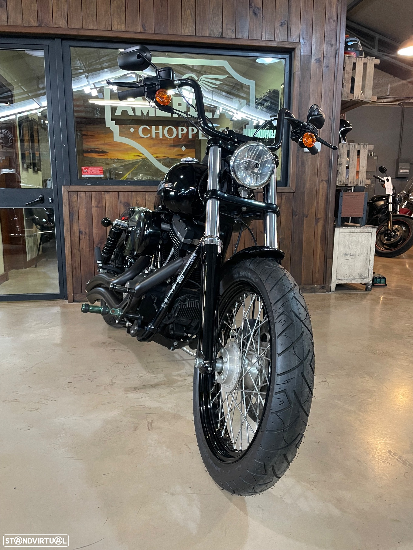 Harley-Davidson Dyna Street Bob 103ci - 10