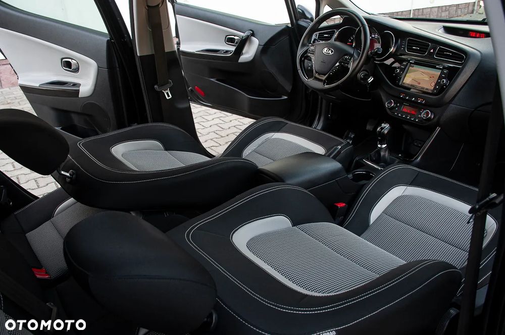 Kia Ceed 1.6 CRDi 128 Spirit - 25