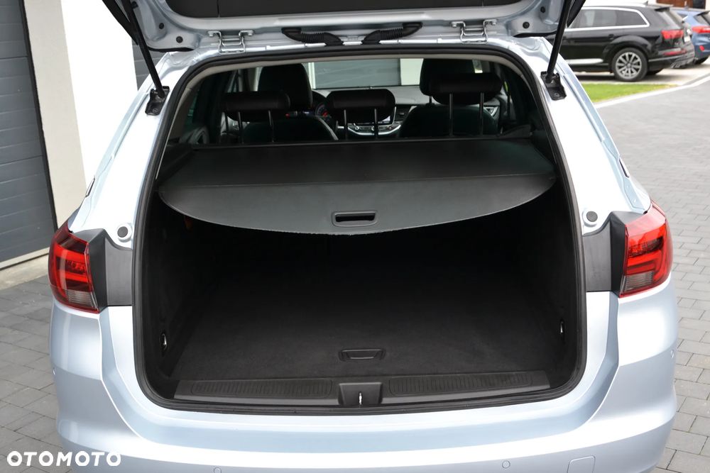 Opel Astra 1.6 CDTI Dynamic S&S - 36
