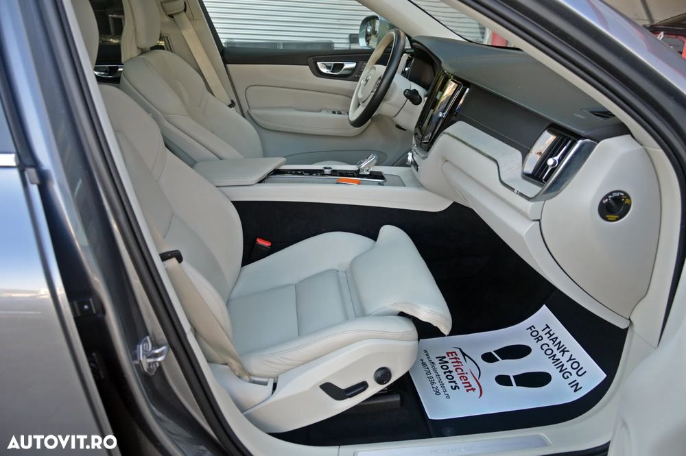 Volvo XC 60 T8 Twin Engine AWD Geartronic Inscription - 28