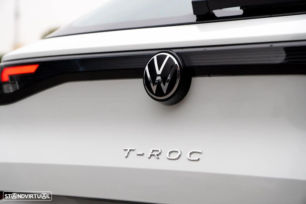 VW T-Roc 1.5 eTSI Life DSG - 12