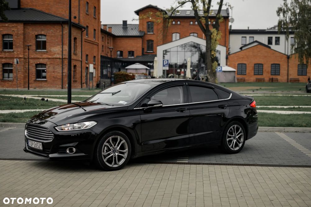 Ford Fusion - 2