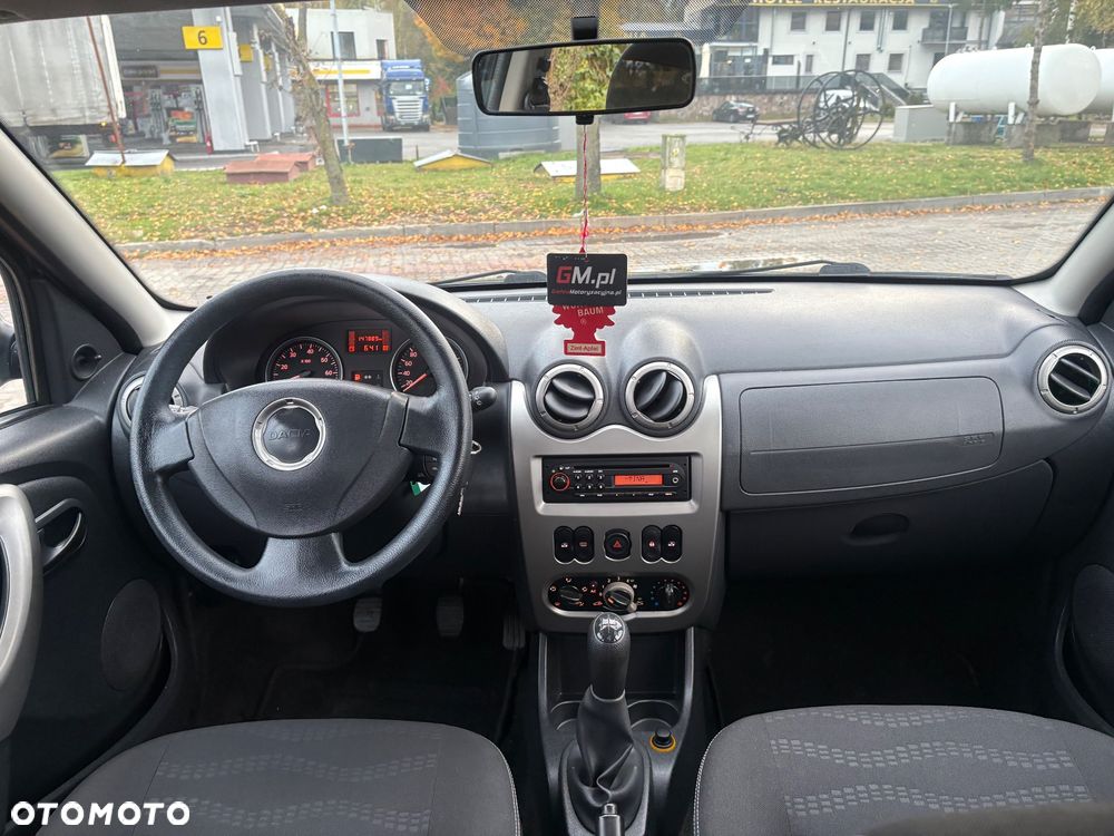 Dacia Sandero Stepway 1.6 - 13