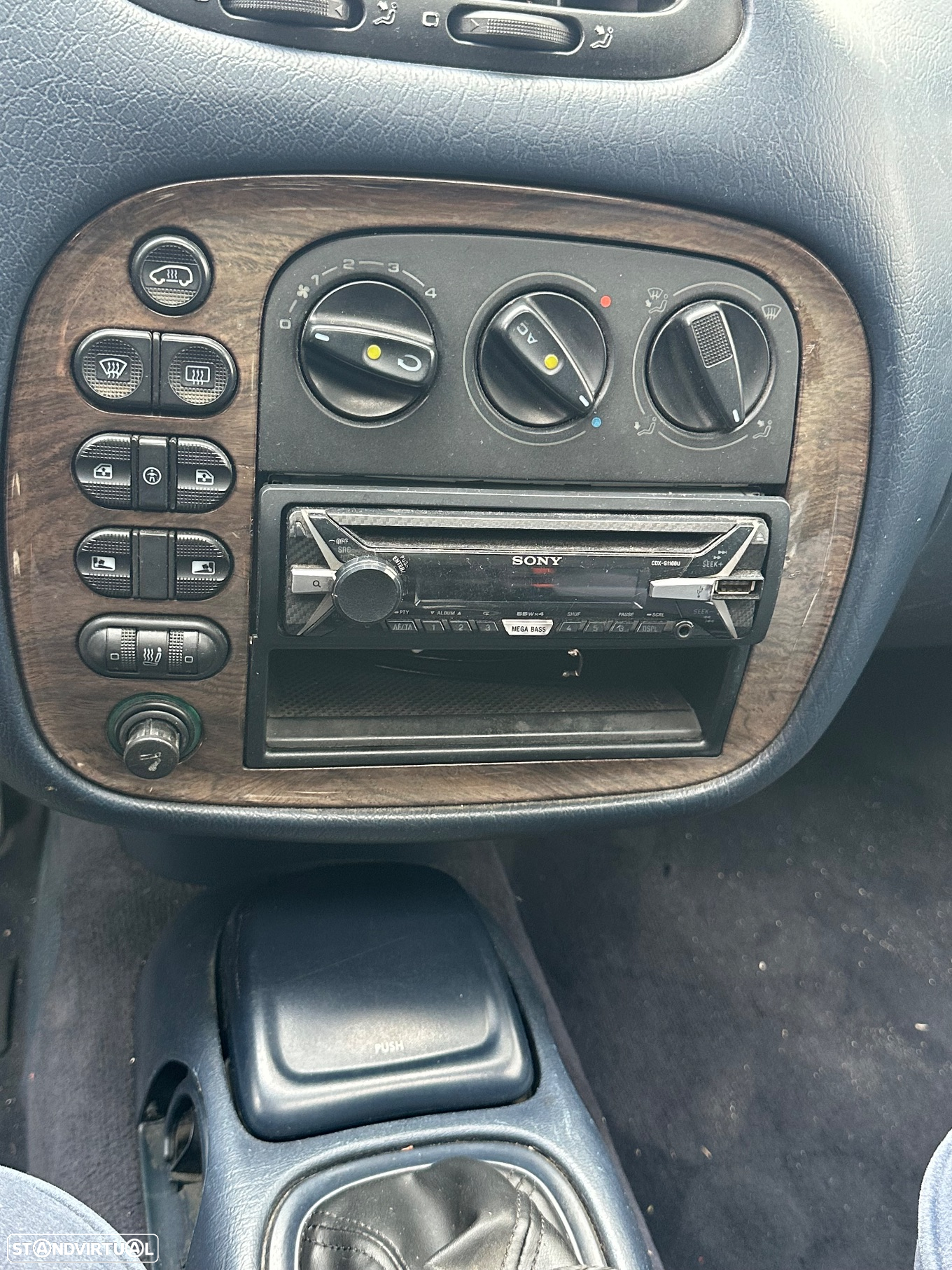 Ford Galaxy 1.9 TDi GLX - 10