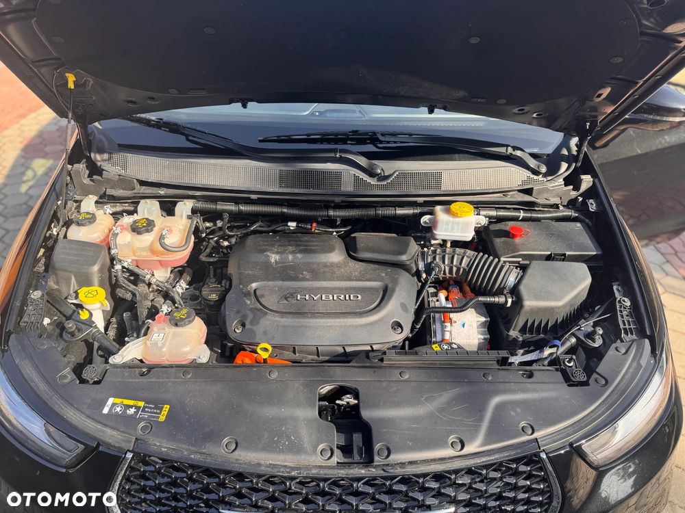 Chrysler Pacifica - 31