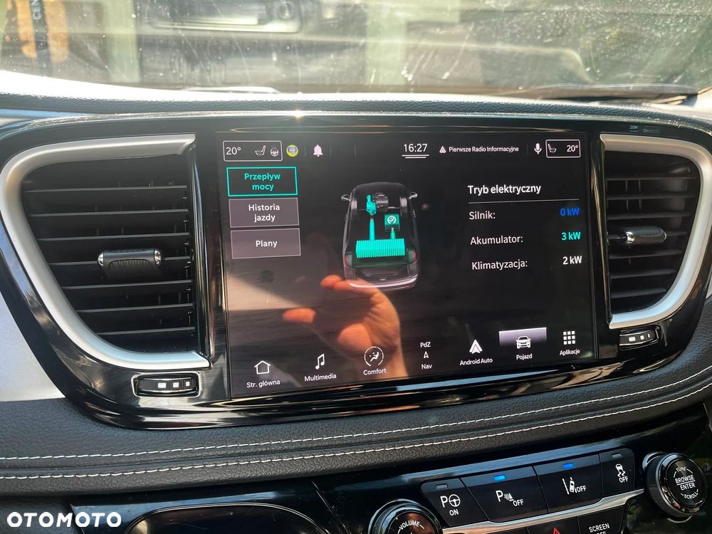 Chrysler Pacifica - 22