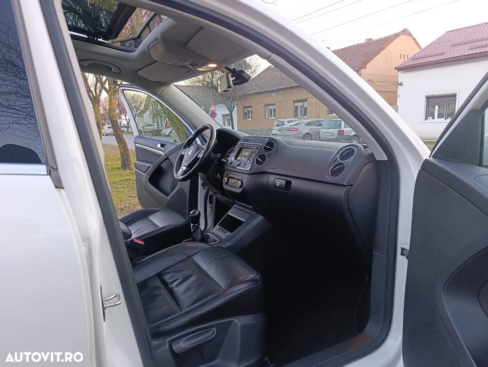 Volkswagen Tiguan - 7