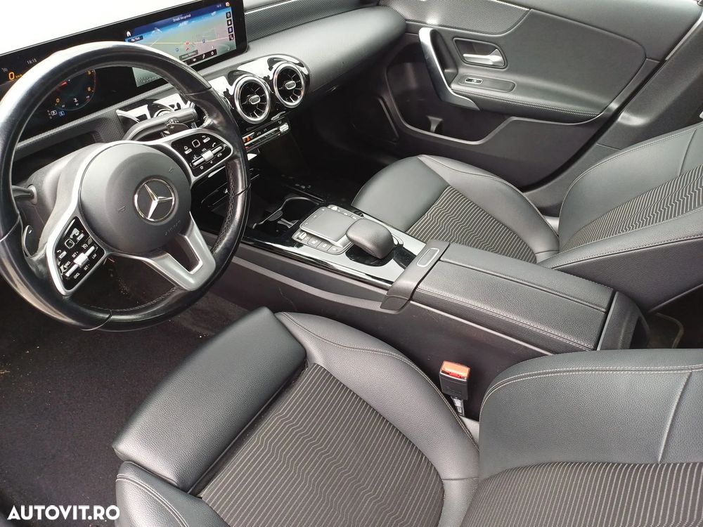 Mercedes-Benz A 180 - 11