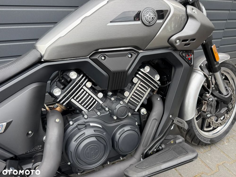 Morbidelli C1002V - 4