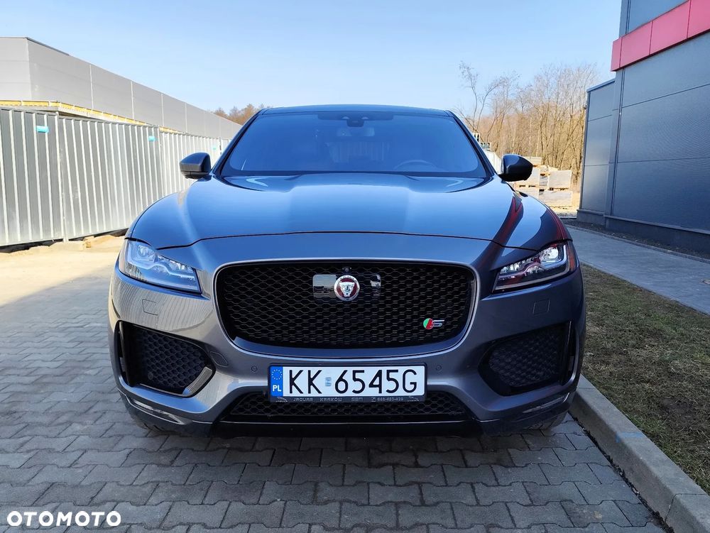Jaguar F-Pace - 7