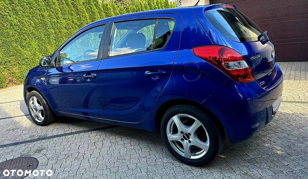 Hyundai i20 1.2 UEFA EURO 2012 Edition - 20