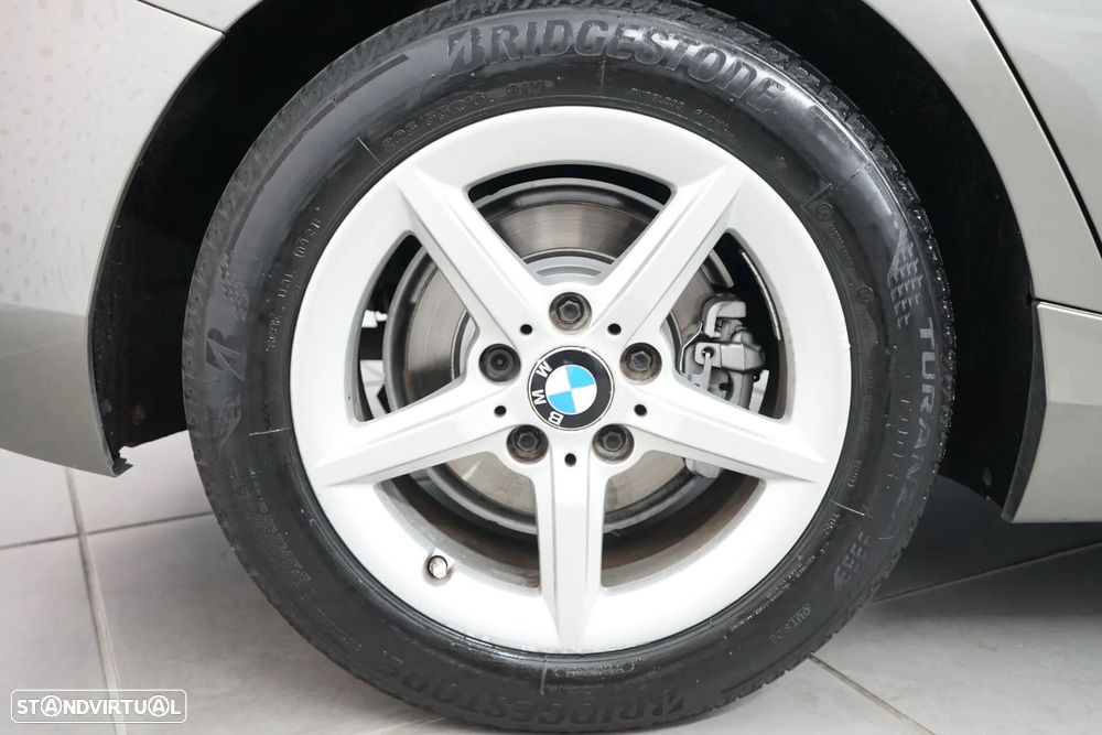 BMW 116 d Line Urban - 10