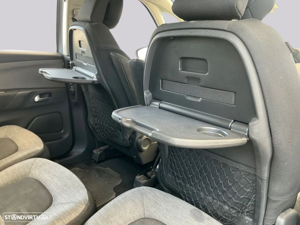 Citroën C4 Grand Picasso - 15
