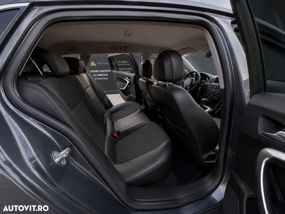Opel Insignia - 7
