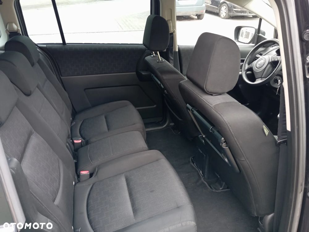 Mazda 5 2.0 Exclusive - 5