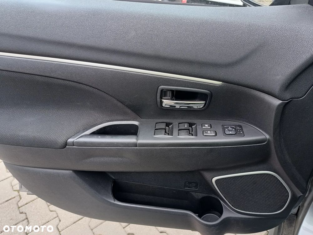 Mitsubishi ASX 1.6 Invite AS&G - 16