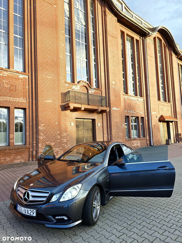 Mercedes-Benz Klasa E - 21
