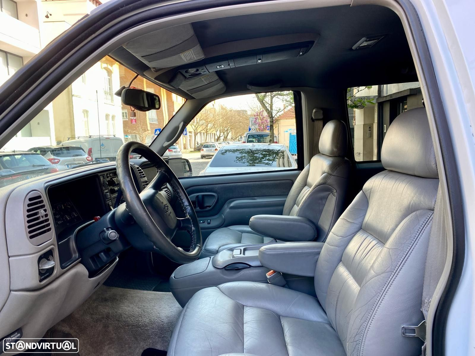 Chevrolet Tahoe - 19