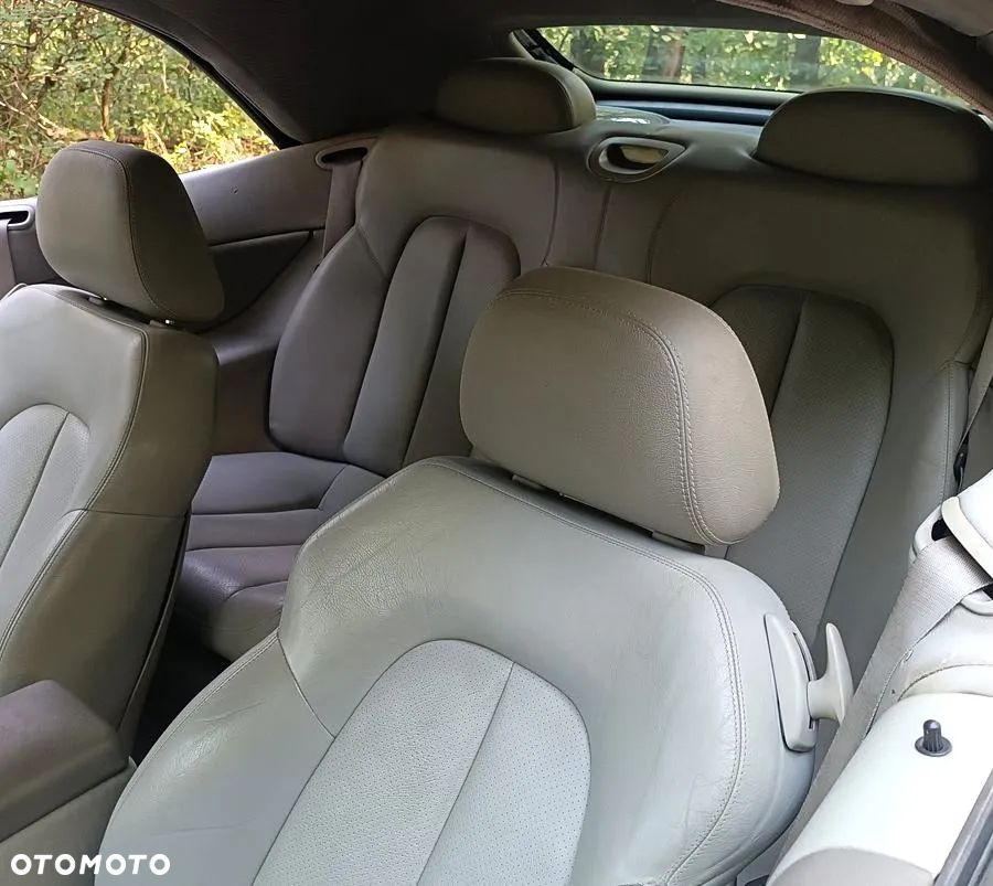 Mercedes-Benz CLK - 9