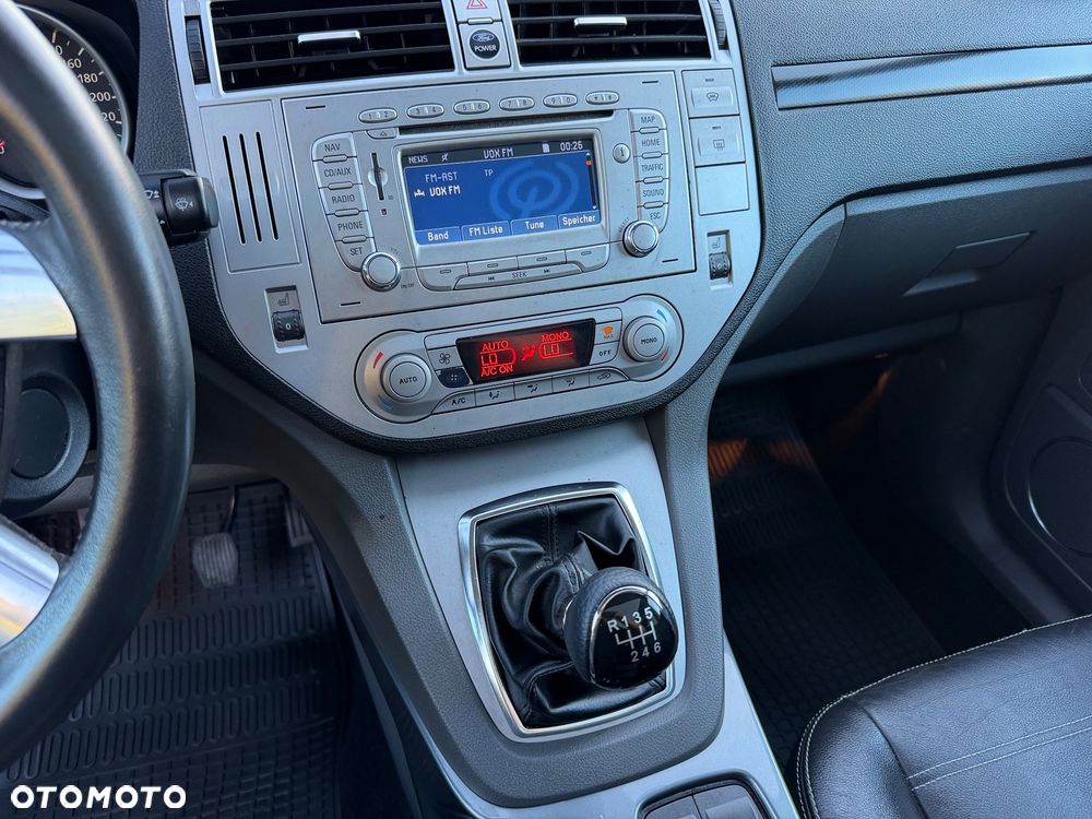 Ford Kuga 2.0 TDCi 4x4 Titanium - 22