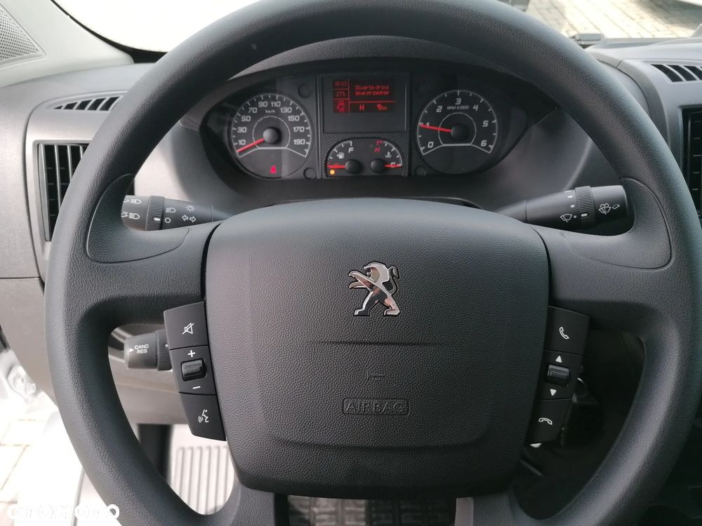 Peugeot Boxer Furgon L3H2 333 2.2 HDi 140KM 2024 Kamera/Fotel bujany/Drzwi 270 - 17