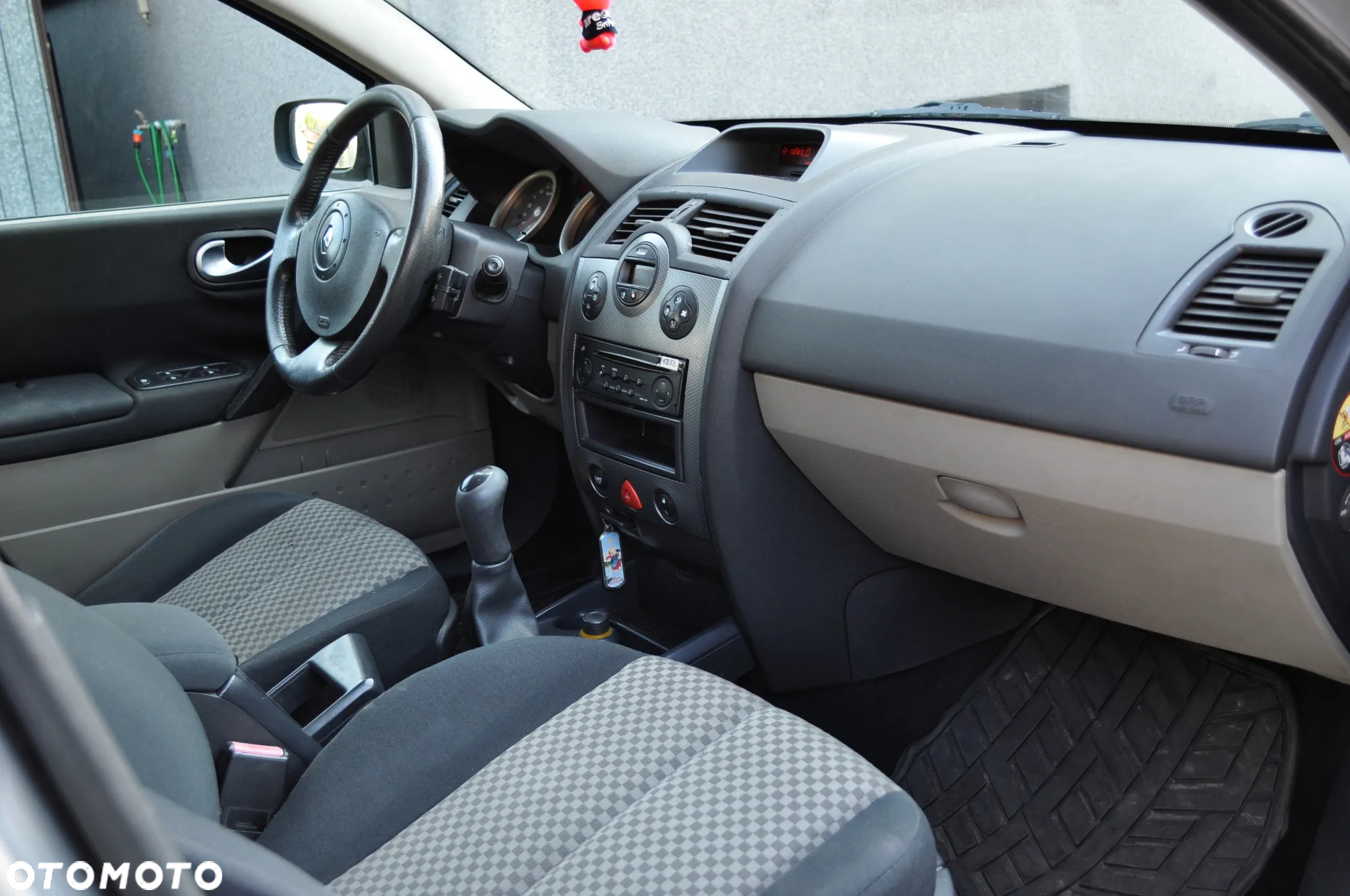 Renault Megane 1.6 Confort Expression - 12