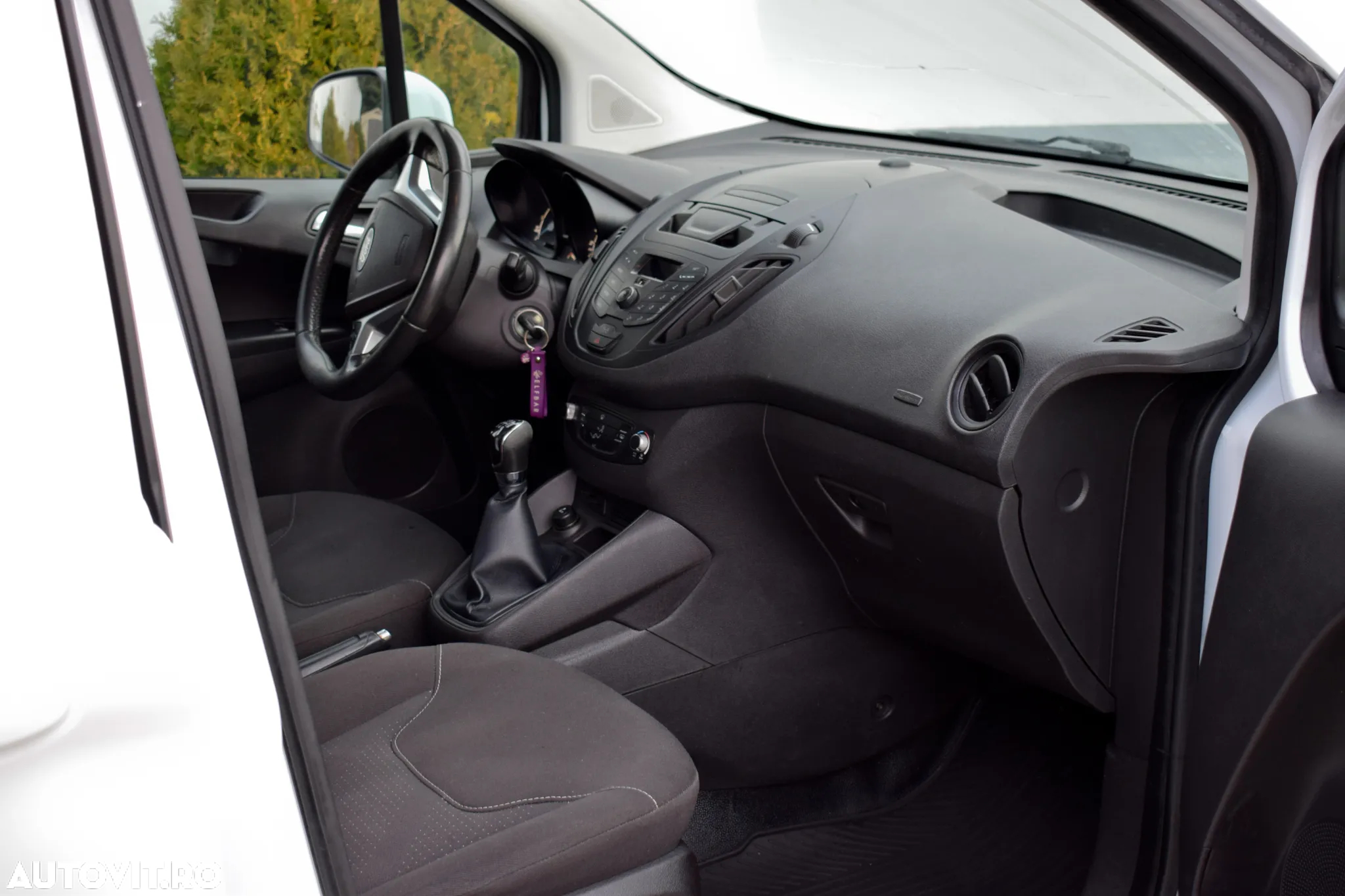 Ford TRANSIT COURIER - 7
