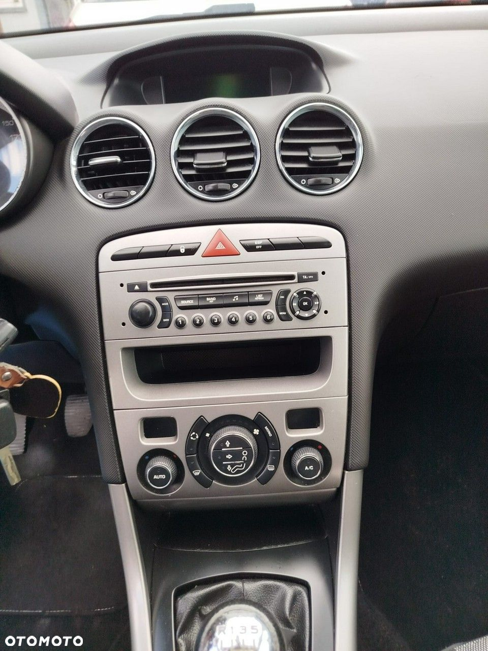 Peugeot 308 - 8