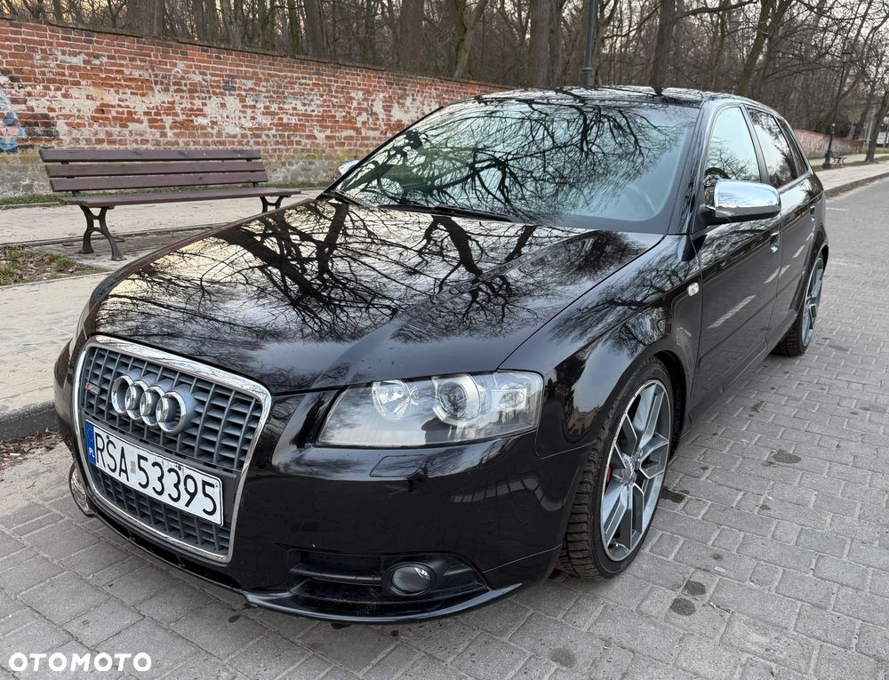 Audi A3 Sportback 3.2 quattro S tronic S line Sportpaket plus - 2