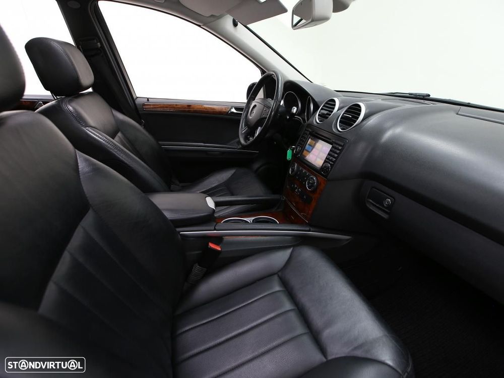 Mercedes-Benz ML 320 CDi - 12