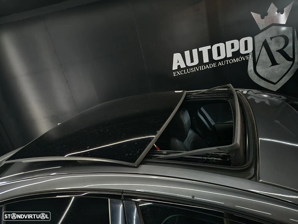 Jaguar XE 2.0 D R-Sport AWD Aut. - 3