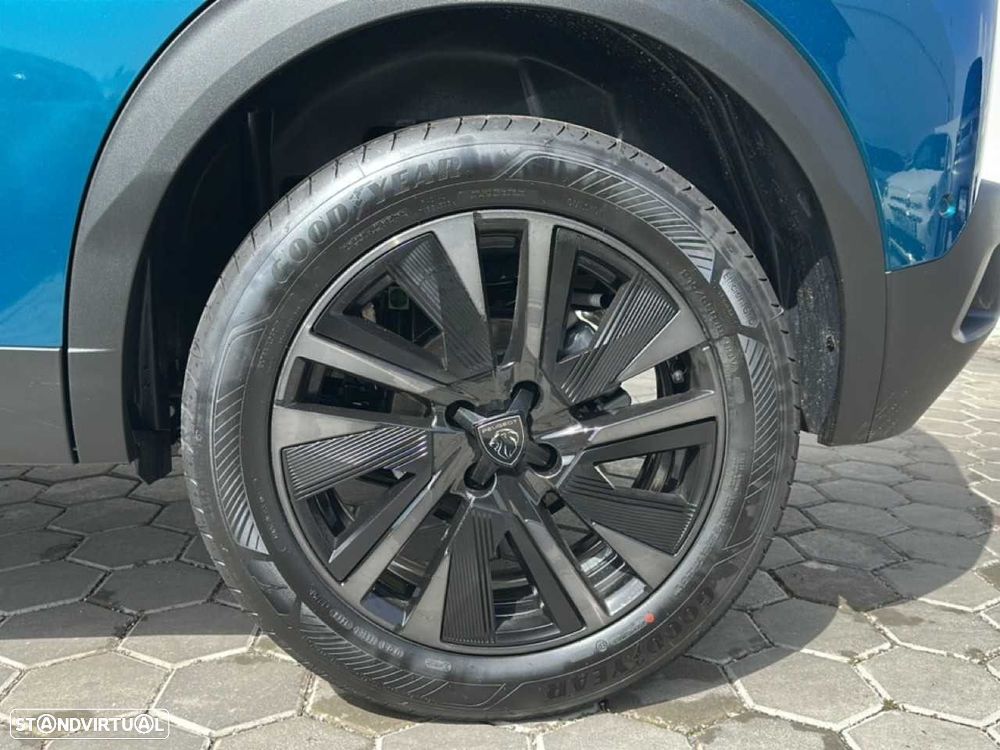 Peugeot 2008 - 11