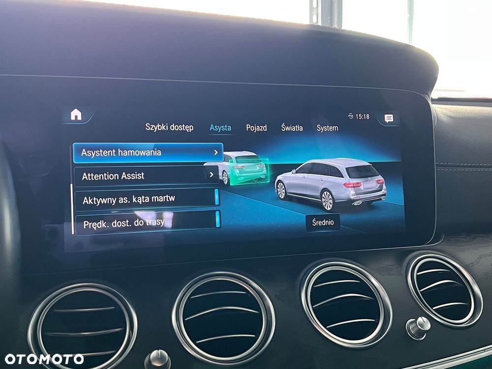 Mercedes-Benz Klasa E 200 Exclusive - 31