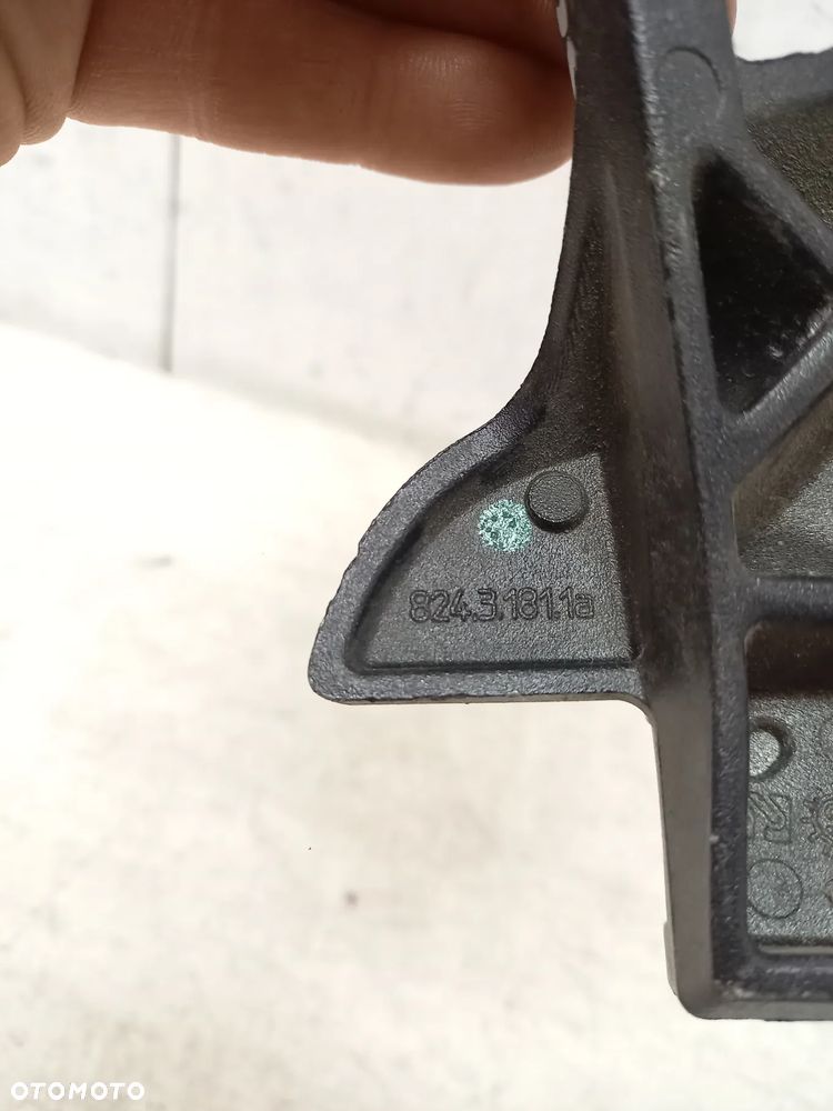 Ducati Monster 1100 Evo mocowanie wspornik podnóżka pasażera tyl lewy - 5