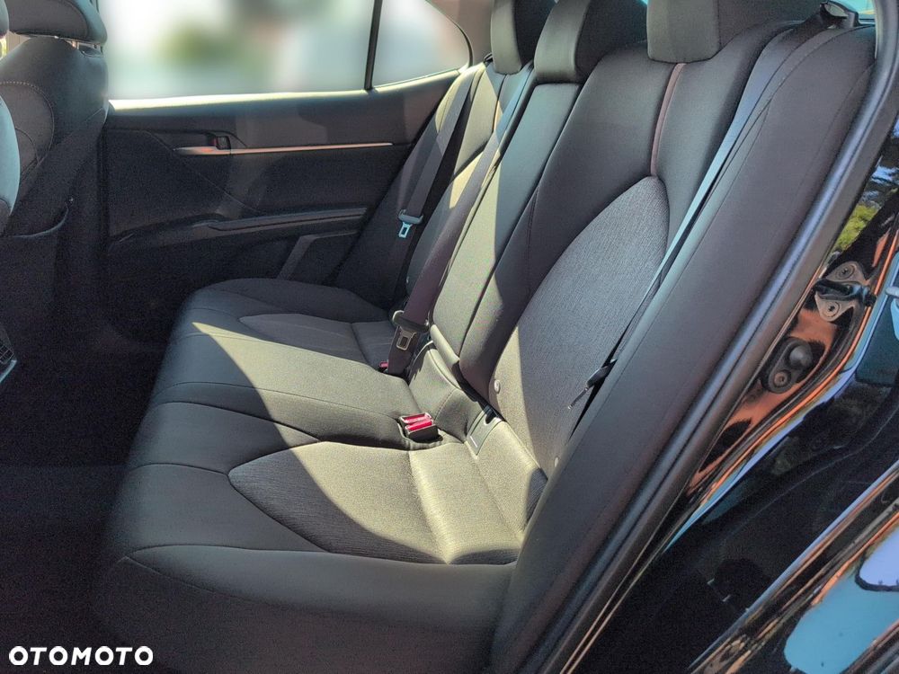 Toyota Camry 2.5 Hybrid Comfort CVT - 14
