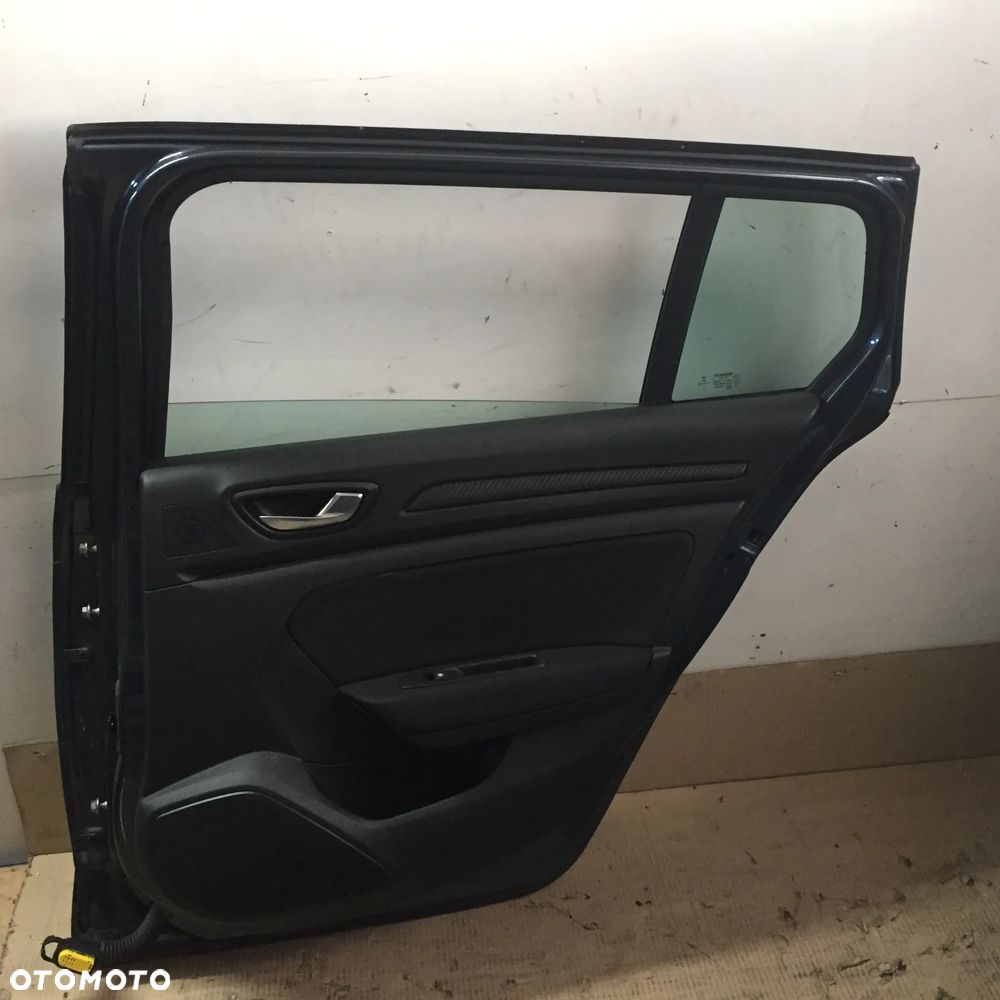 Renault Megane drzwi tył prawe Kombi 2018r - 2