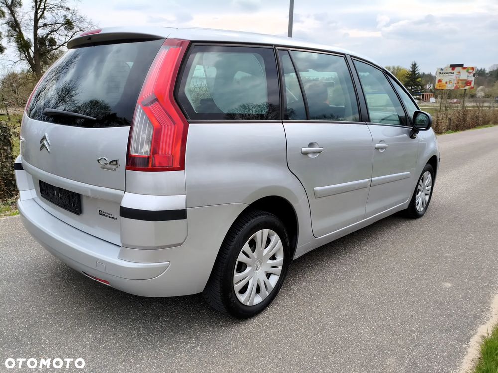 Citroën C4 Grand Picasso - 11