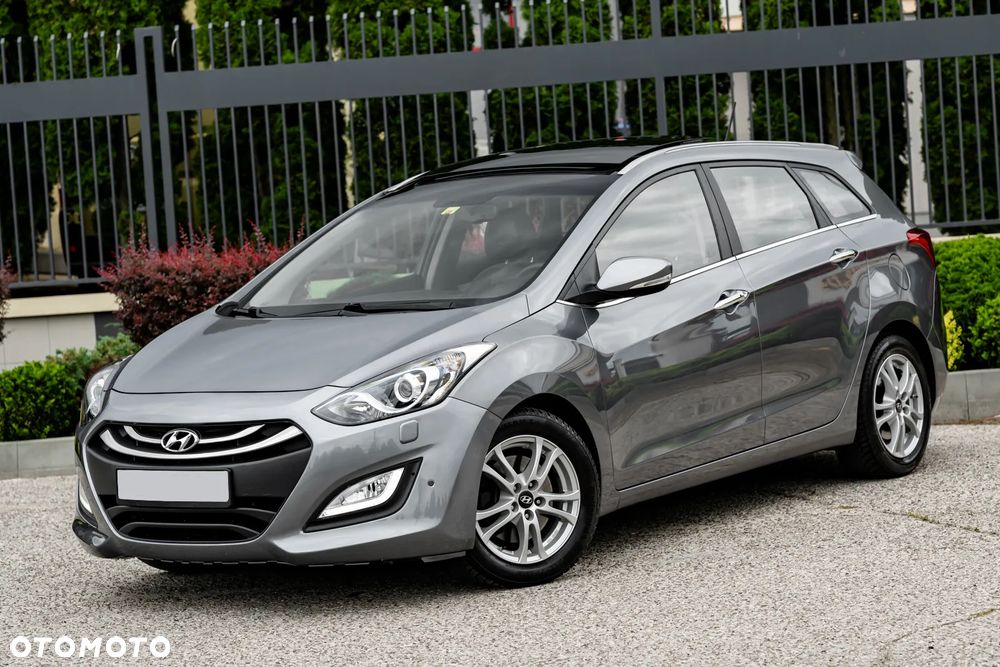 Hyundai i30 blue Kombi 1.6 GDi YES Silver - 2
